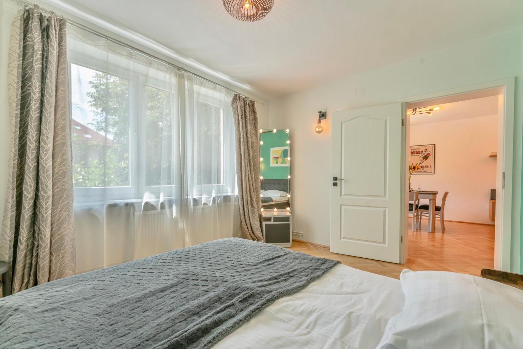 Castanilor 6 - Hip Industrial Apartment Close To City Centre Brašov Exteriér fotografie